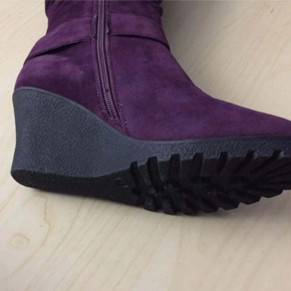 Women’s Purple Suede Wedge Boots - Picture 4 of 5